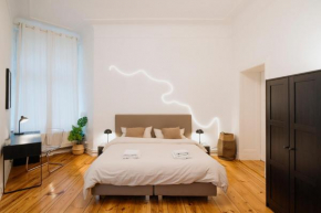 Homely Berlin - Luxurious, Spacious, Near Victory Column, River